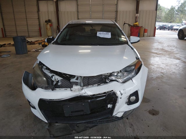 44713409 :رقم المزاد ، 5YFBURHE8FP298992 vin ، 2015 Toyota Corolla S Plus مزاد بيع