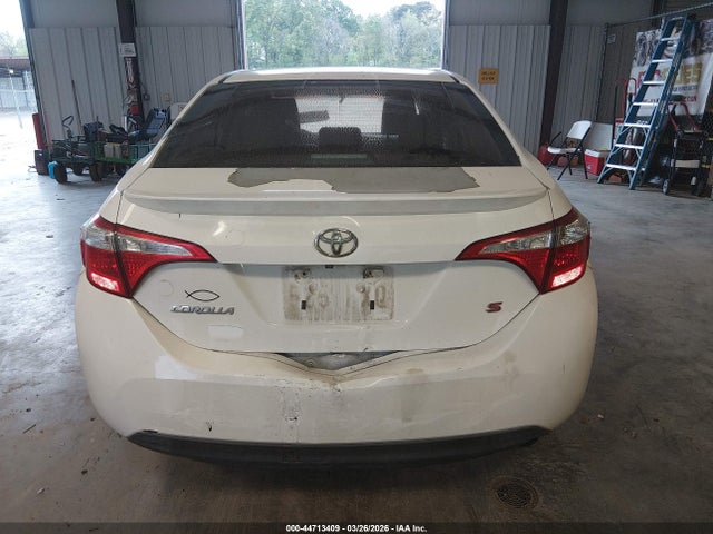44713409 :رقم المزاد ، 5YFBURHE8FP298992 vin ، 2015 Toyota Corolla S Plus مزاد بيع