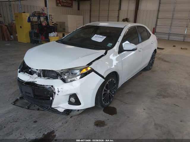 44713409 :رقم المزاد ، 5YFBURHE8FP298992 vin ، 2015 Toyota Corolla S Plus مزاد بيع