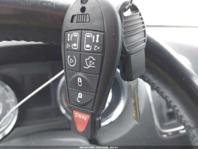 2011 CHRYSLER TOWN & COUNTRY 2A4RR8DG9BR666747 Photo 10