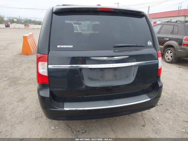 44713450 :رقم المزاد ، 2A4RR8DG9BR666747 vin ، 2011 Chrysler Town & Country Touring-l مزاد بيع