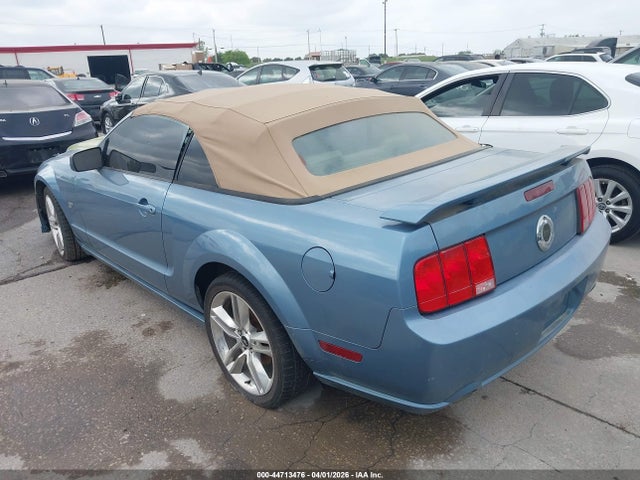 2006 FORD MUSTANG 1ZVFT85H365147310 Photo 2
