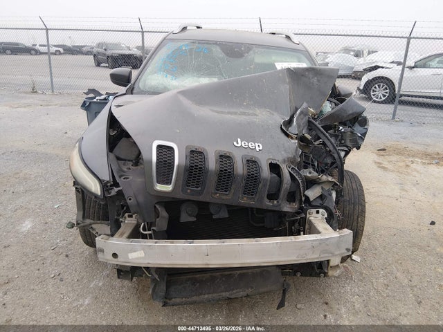Продажа на аукционе авто 2015 Jeep Cherokee Latitude, vin: 1C4PJLCB9FW793430, номер лота: 44713495
