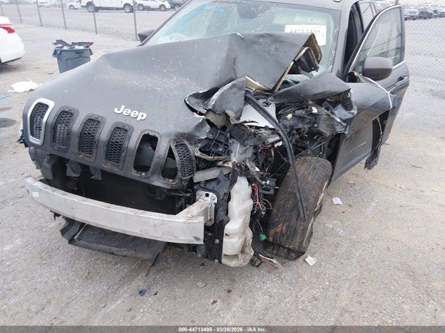 Продажа на аукционе авто 2015 Jeep Cherokee Latitude, vin: 1C4PJLCB9FW793430, номер лота: 44713495
