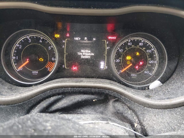 Продажа на аукционе авто 2015 Jeep Cherokee Latitude, vin: 1C4PJLCB9FW793430, номер лота: 44713495