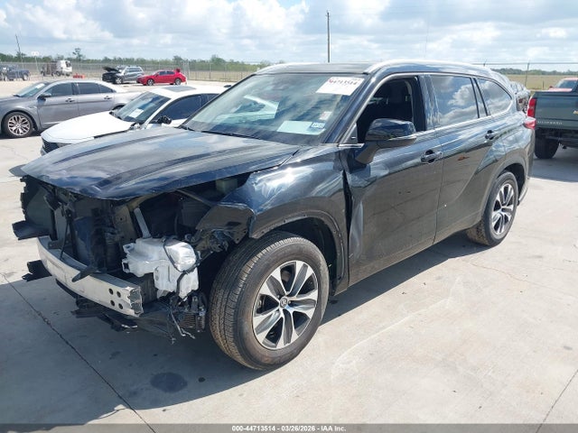 5TDGZRAH4MS527748 Toyota Highlander Xle