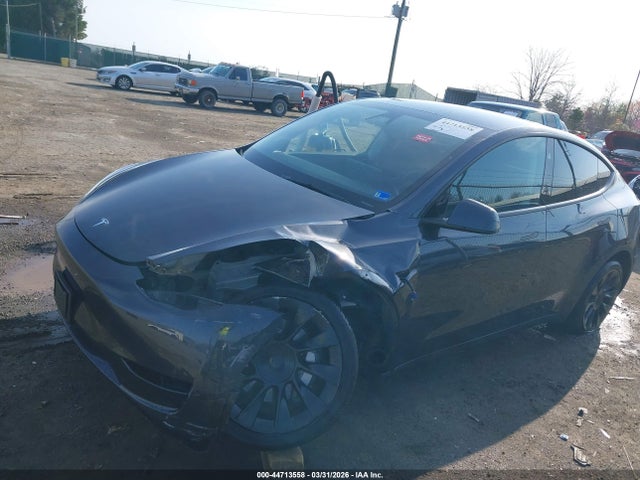 44713558 :رقم المزاد ، 7SAYGDEE8SF308714 vin ، 2025 Tesla Model Y Long Range Dual Motor All-wheel Drive مزاد بيع