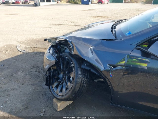 44713558 :رقم المزاد ، 7SAYGDEE8SF308714 vin ، 2025 Tesla Model Y Long Range Dual Motor All-wheel Drive مزاد بيع