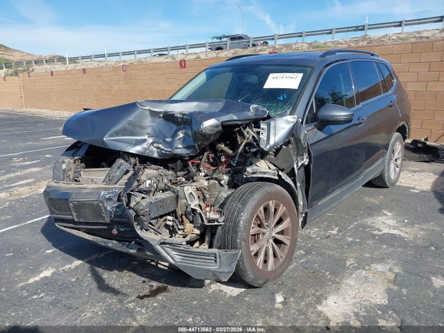 Продажа на аукционе авто 2018 Volkswagen Tiguan 2.0t Se/2.0t Sel, vin: 3VV3B7AX4JM077921, номер лота: 44713562