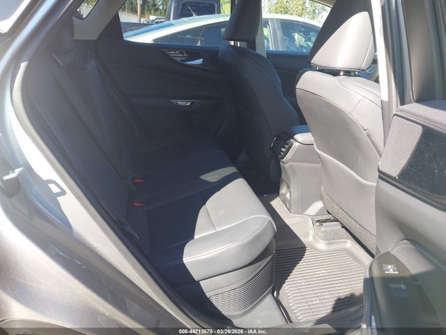 44713570 :رقم المزاد ، JTJGKCEZ9T5043693 vin ، 2026 Lexus Nx 350h Premium مزاد بيع