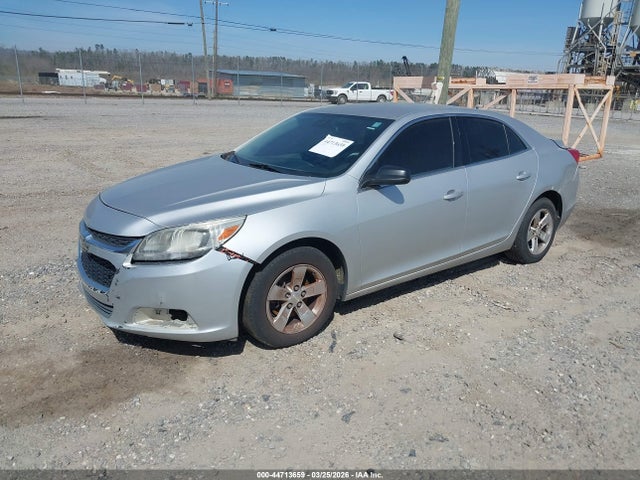 Chevrolet MALIBU LS 2015 1G11B5SL8FF346511 Image 2