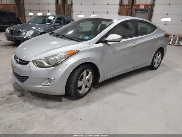 44713723 :رقم المزاد ، 5NPDH4AE9DH262930 vin ، 2013 Hyundai Elantra Gls مزاد بيع