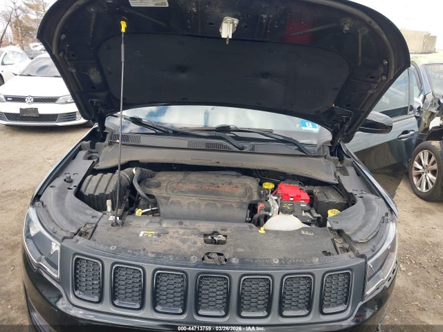 44713759 :رقم المزاد ، 3C4NJDBB4LT168577 vin ، 2020 Jeep Compass Altitude 4x4 مزاد بيع