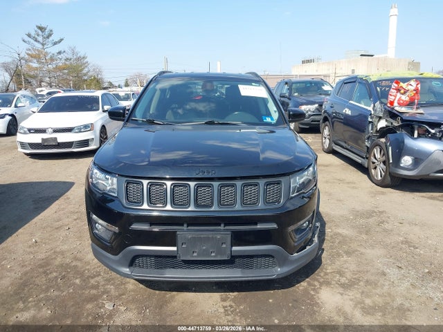 44713759 :رقم المزاد ، 3C4NJDBB4LT168577 vin ، 2020 Jeep Compass Altitude 4x4 مزاد بيع