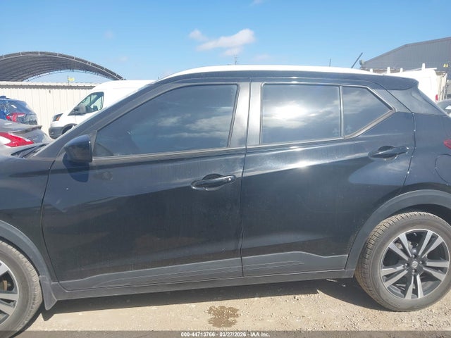 3N1CP5CUXKL494865 Nissan KICKS SV