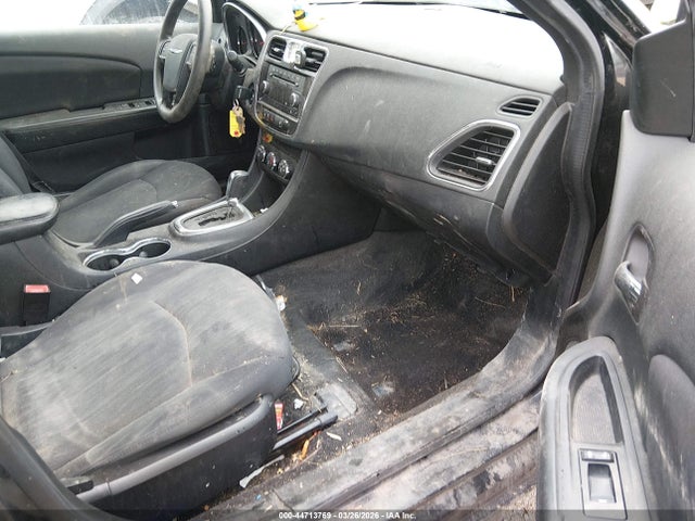Продаж на аукціоні авто 2014 Chrysler 200 Lx, vin: 1C3CCBAG4EN184711, номер лоту: 44713769