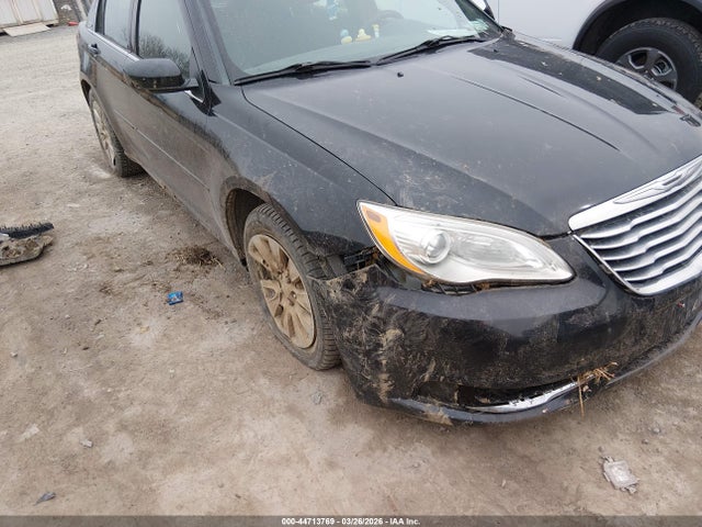 Продаж на аукціоні авто 2014 Chrysler 200 Lx, vin: 1C3CCBAG4EN184711, номер лоту: 44713769