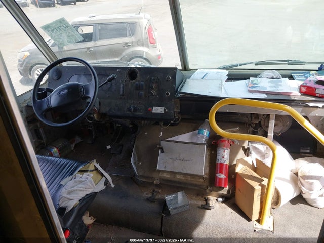 1F66F5KY9E0A07595 Ford F-59 Commercial Stripped