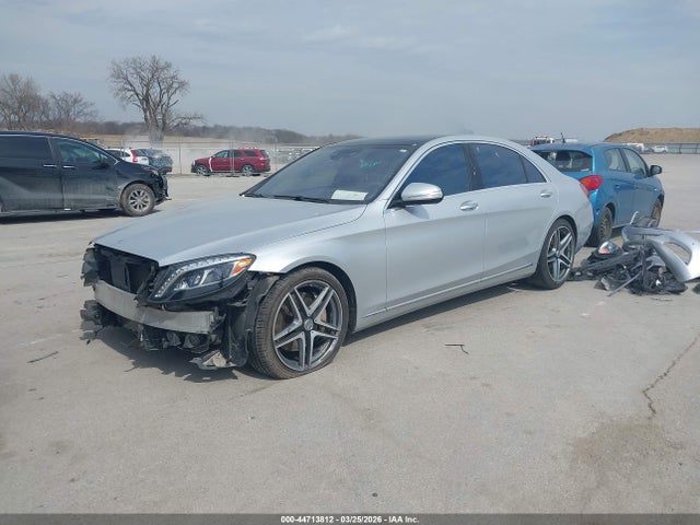 2015 Mercedes-benz S 550 4matic მანქანა იყიდება აუქციონზე, vin: WDDUG8FB6FA177133, აუქციონის ნომერი: 44713812