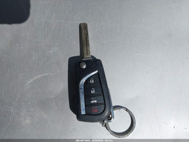 2019 TOYOTA CAMRY 4T1B11HK2KU776784 Photo 10