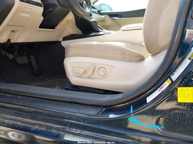 2019 TOYOTA CAMRY 4T1B11HK2KU776784 Photo 5