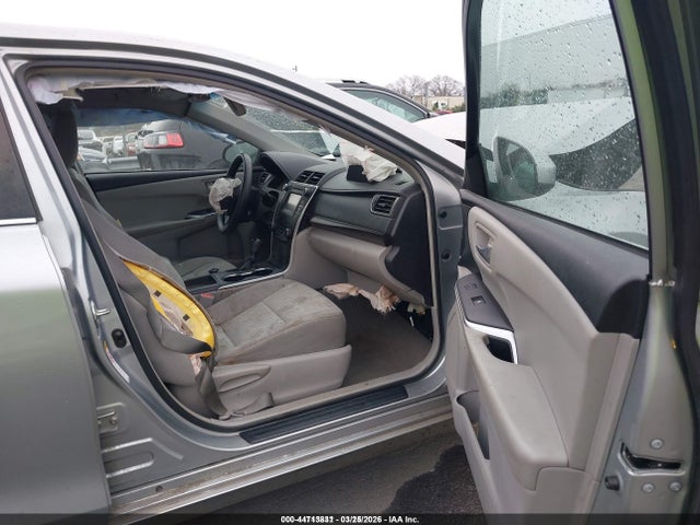 Продажа на аукционе авто 2015 Toyota Camry Le, vin: 4T4BF1FK4FR472369, номер лота: 44713831