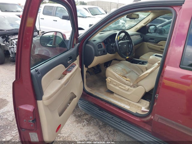 2008 CHEVROLET SUBURBAN 1500 3GNFC16078G126501 Photo 4