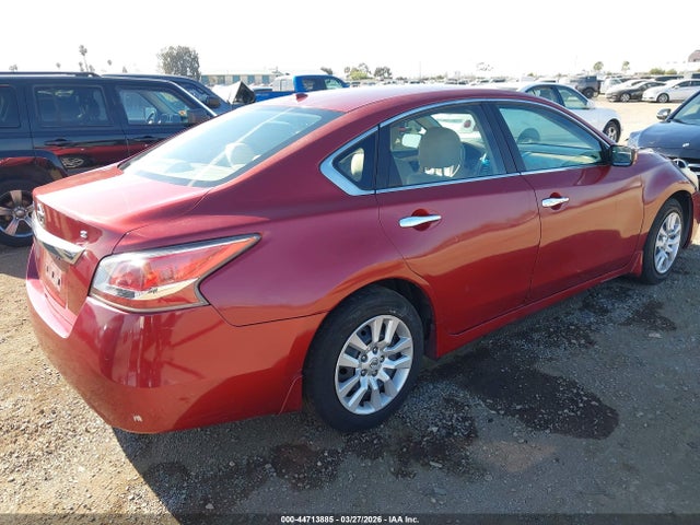 Nissan Altima 2.5 S 2015 1N4AL3AP3FN309990 Image 4