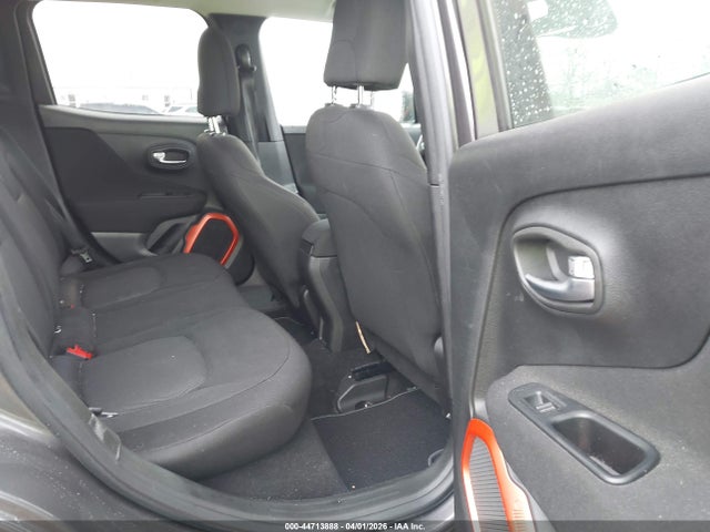 44713888 :رقم المزاد ، ZACCJBABXJPH89730 vin ، 2018 Jeep Renegade Upland Edition 4x4 مزاد بيع