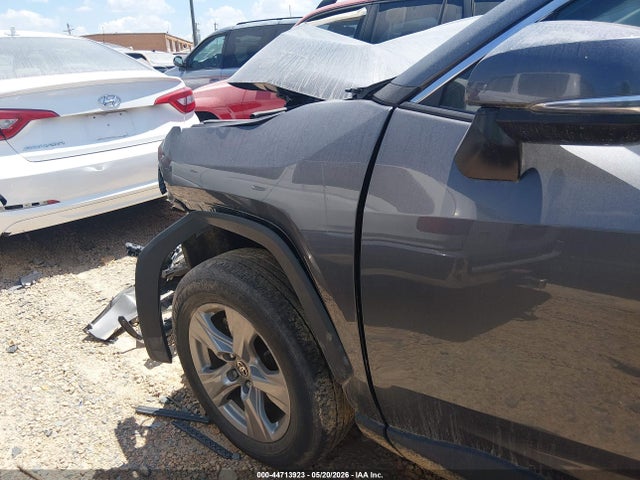 44713923 :رقم المزاد ، 2T3P1RFV4NC294252 vin ، 2022 Toyota Rav4 Xle مزاد بيع
