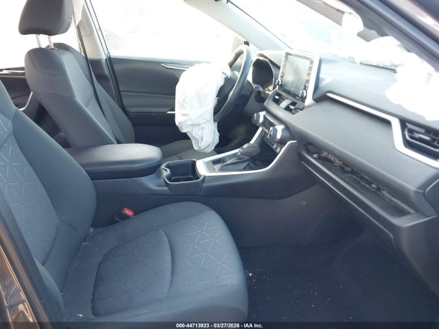 44713923 :رقم المزاد ، 2T3P1RFV4NC294252 vin ، 2022 Toyota Rav4 Xle مزاد بيع