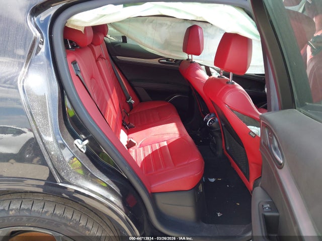 Продажа на аукционе авто 2023 Alfa Romeo Stelvio Veloce Awd, vin: ZASPAKBN8P7D64773, номер лота: 44713934