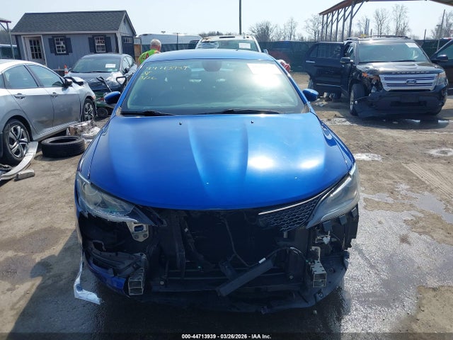 44713939 :رقم المزاد ، 1C3CCCAB5HN502527 vin ، 2017 Chrysler 200 Limited Platinum مزاد بيع