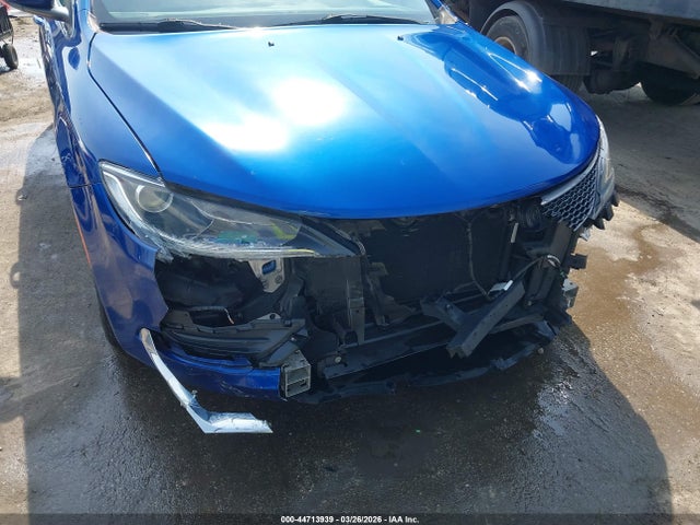 44713939 :رقم المزاد ، 1C3CCCAB5HN502527 vin ، 2017 Chrysler 200 Limited Platinum مزاد بيع