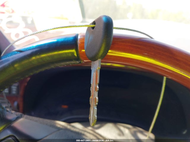 2002 CADILLAC DEVILLE 1G6KF57992U272084 Photo 10