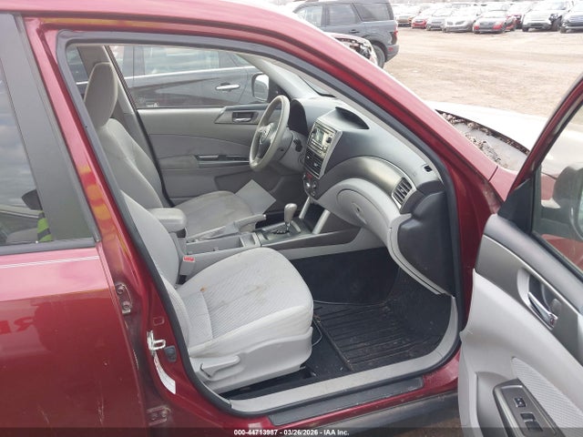 Продаж на аукціоні авто 2011 Subaru Forester 2.5x Premium, vin: JF2SHADC2BH743132, номер лоту: 44713987
