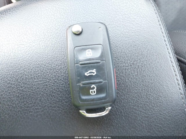 Aukcja sprzedaży 2014 Volkswagen Passat 2.0l Tdi Se, vin: 1VWBN7A35EC076392, numer aukcji: 44713992