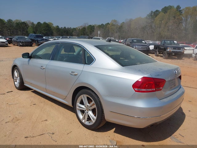Aukcja sprzedaży 2014 Volkswagen Passat 2.0l Tdi Se, vin: 1VWBN7A35EC076392, numer aukcji: 44713992
