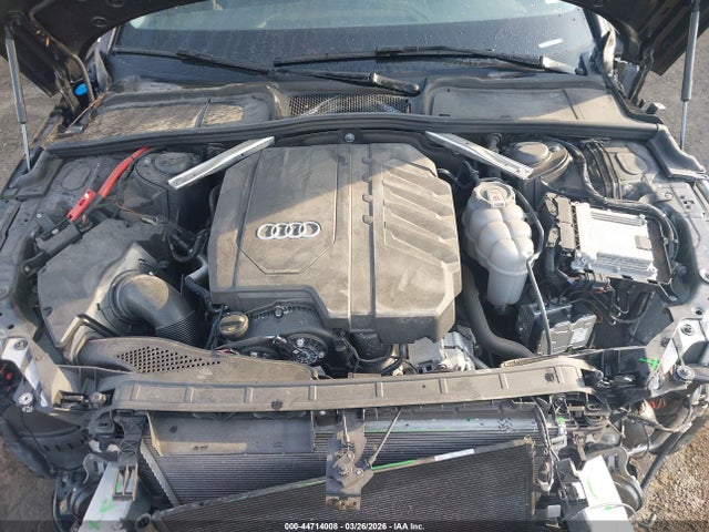2022 Audi A4 Premium Plus 40 Tfsi Quattro S Tronic მანქანა იყიდება აუქციონზე, vin: WAUBBAF41NA023501, აუქციონის ნომერი: 44714008