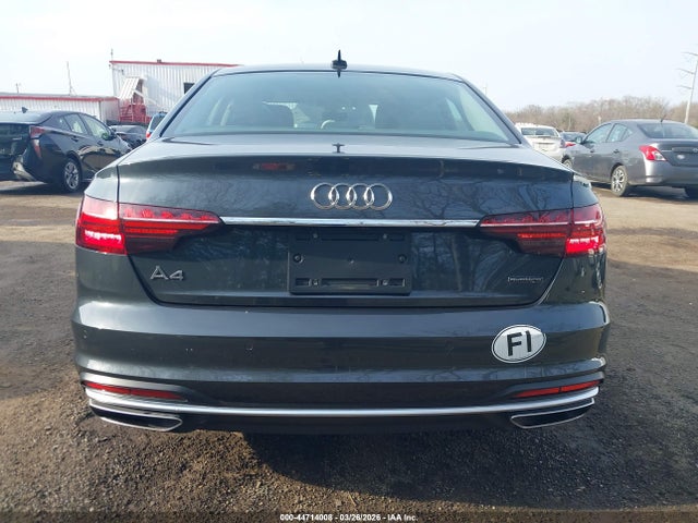2022 Audi A4 Premium Plus 40 Tfsi Quattro S Tronic მანქანა იყიდება აუქციონზე, vin: WAUBBAF41NA023501, აუქციონის ნომერი: 44714008