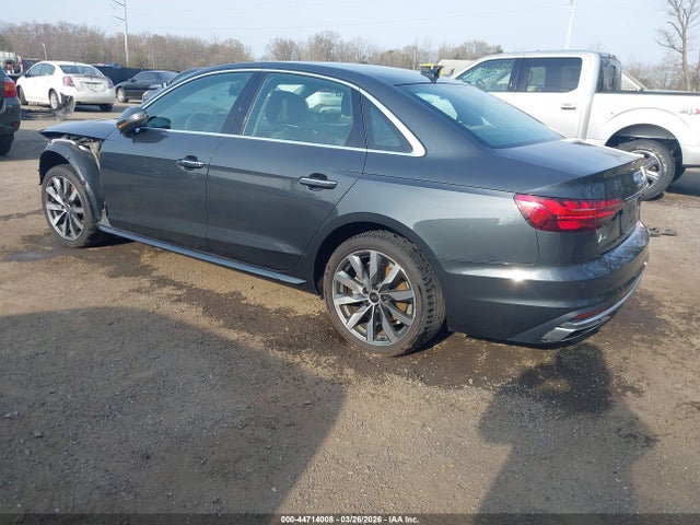 2022 Audi A4 Premium Plus 40 Tfsi Quattro S Tronic მანქანა იყიდება აუქციონზე, vin: WAUBBAF41NA023501, აუქციონის ნომერი: 44714008