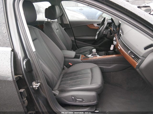 2022 Audi A4 Premium Plus 40 Tfsi Quattro S Tronic მანქანა იყიდება აუქციონზე, vin: WAUBBAF41NA023501, აუქციონის ნომერი: 44714008