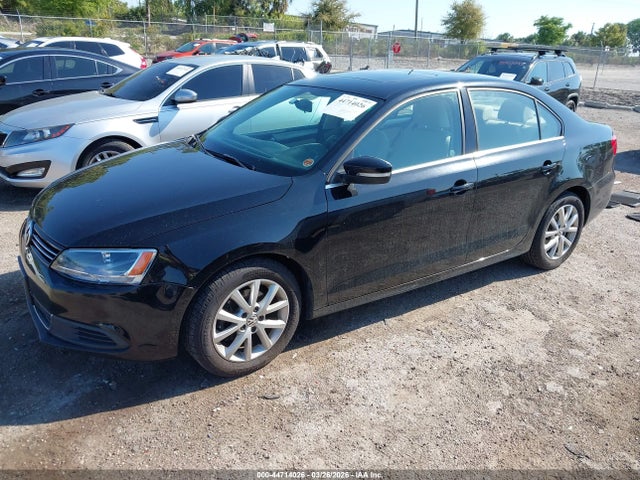 2014 Volkswagen Jetta 1.8t Se მანქანა იყიდება აუქციონზე, vin: 3VWD17AJ9EM390113, აუქციონის ნომერი: 44714026