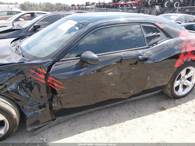 44714059 :رقم المزاد ، 2C3CDYBT5DH524886 vin ، 2013 Dodge Challenger R/t Plus مزاد بيع