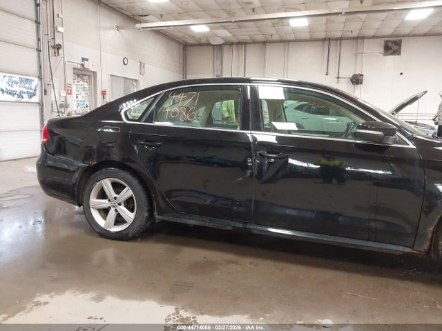 Продаж на аукціоні авто 2013 Volkswagen Passat 2.5l Se, vin: 1VWBP7A37DC049722, номер лоту: 44714086