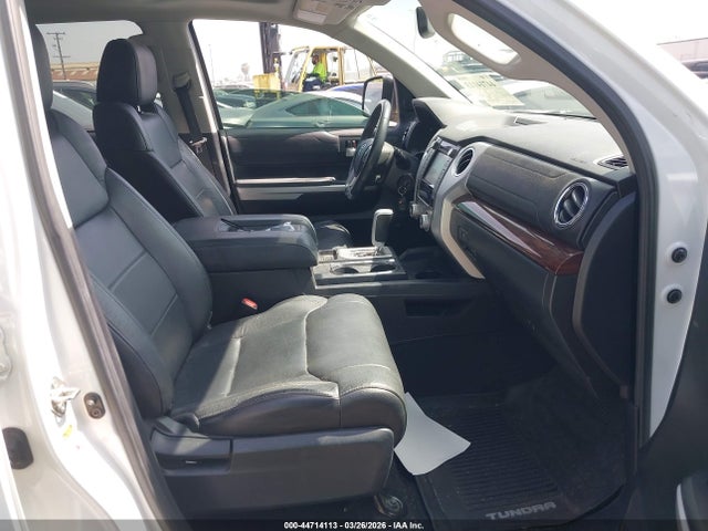 5TFHY5F13GX574831 Toyota Tundra Limited 5.7l V8