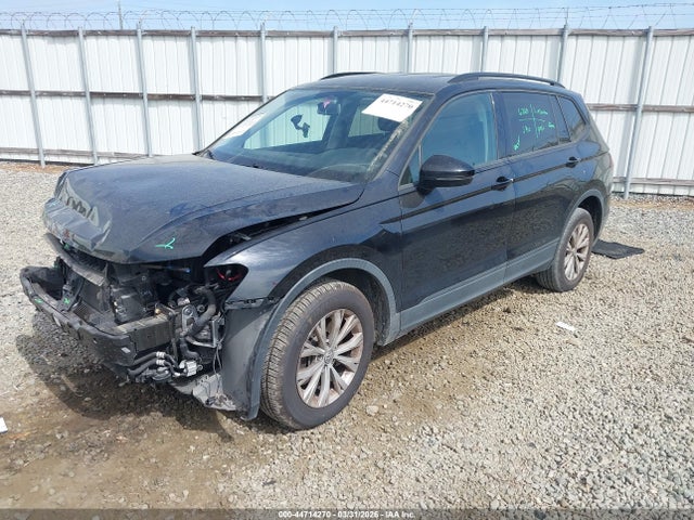 Продаж на аукціоні авто 2018 Volkswagen Tiguan 2.0t S, vin: 3VV1B7AX3JM010301, номер лоту: 44714270