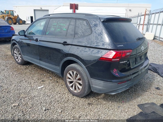 Продаж на аукціоні авто 2018 Volkswagen Tiguan 2.0t S, vin: 3VV1B7AX3JM010301, номер лоту: 44714270
