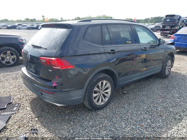 Продаж на аукціоні авто 2018 Volkswagen Tiguan 2.0t S, vin: 3VV1B7AX3JM010301, номер лоту: 44714270