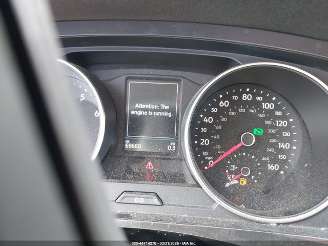 Продаж на аукціоні авто 2018 Volkswagen Tiguan 2.0t S, vin: 3VV1B7AX3JM010301, номер лоту: 44714270